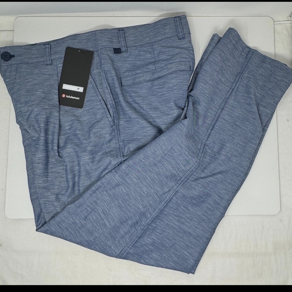 NWT Lululemon Men’s Pleated Trouser Pants 33” waist 32-34” long